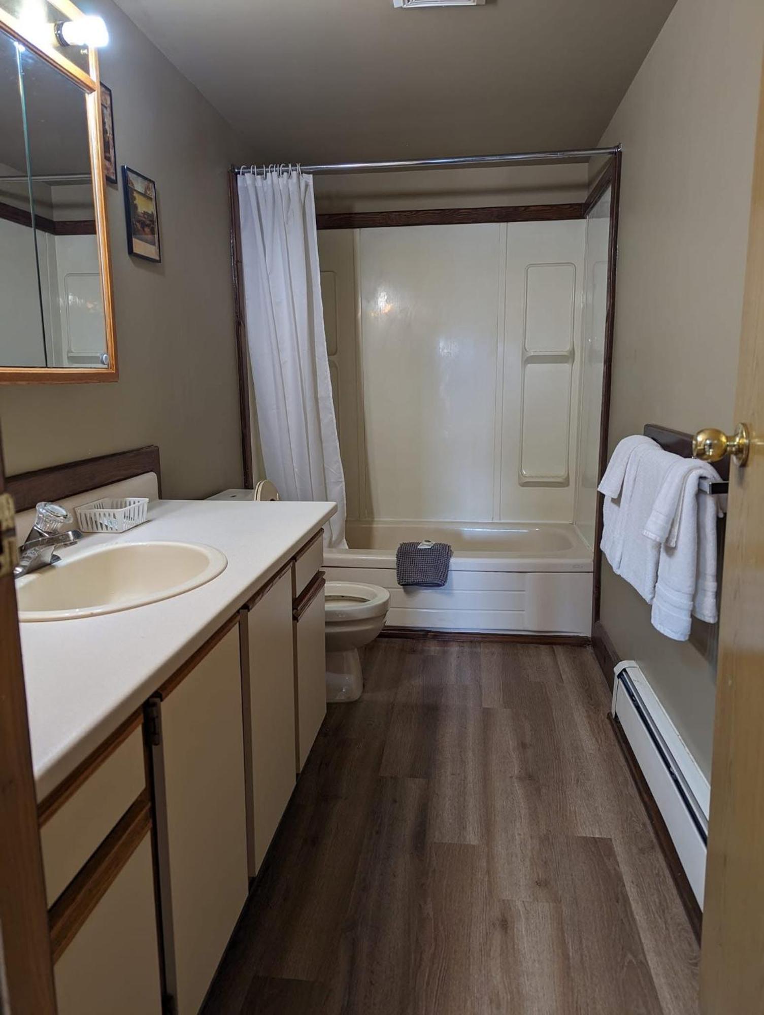 Merritt Lodge Luaran gambar