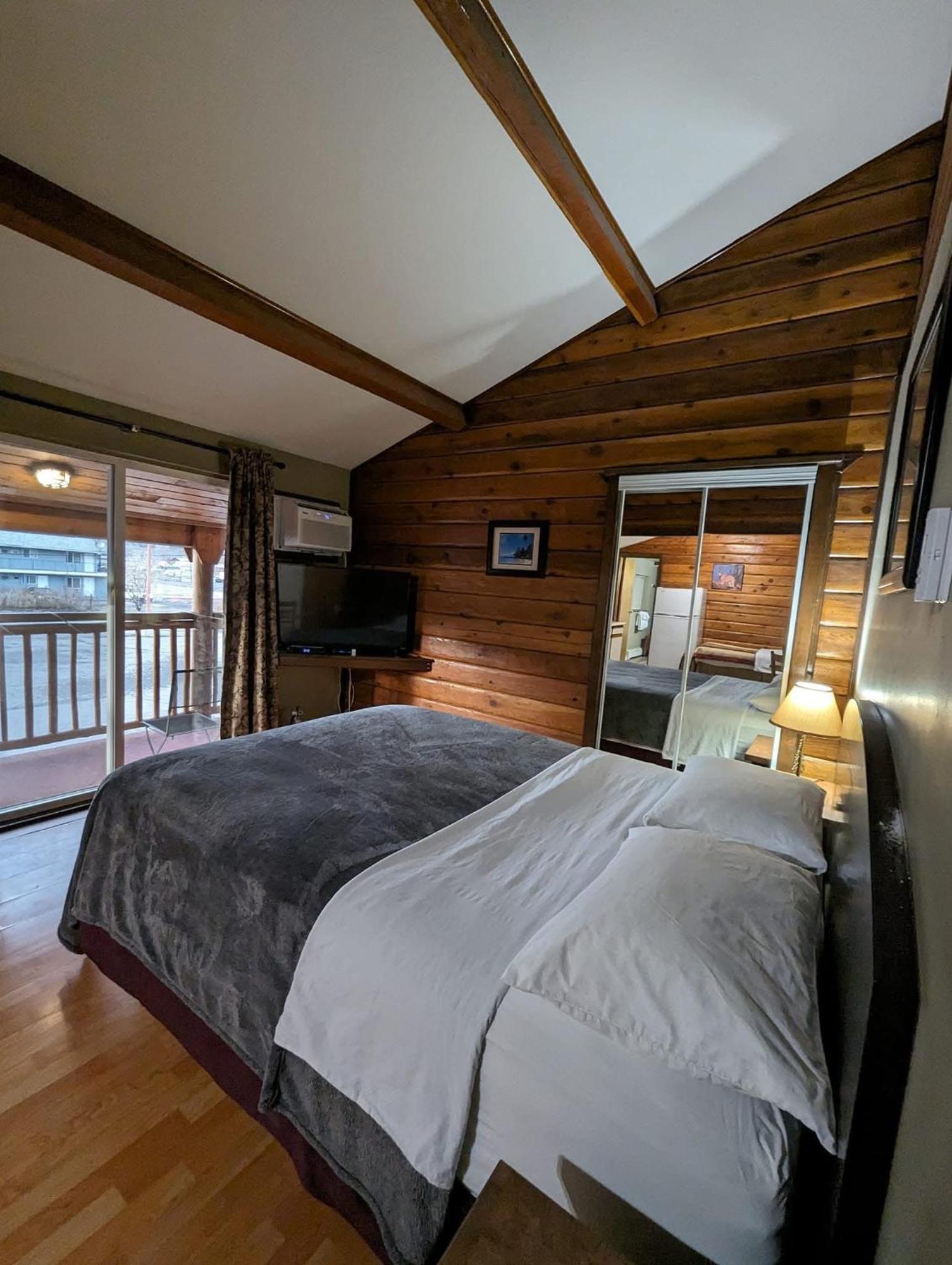 Merritt Lodge Luaran gambar